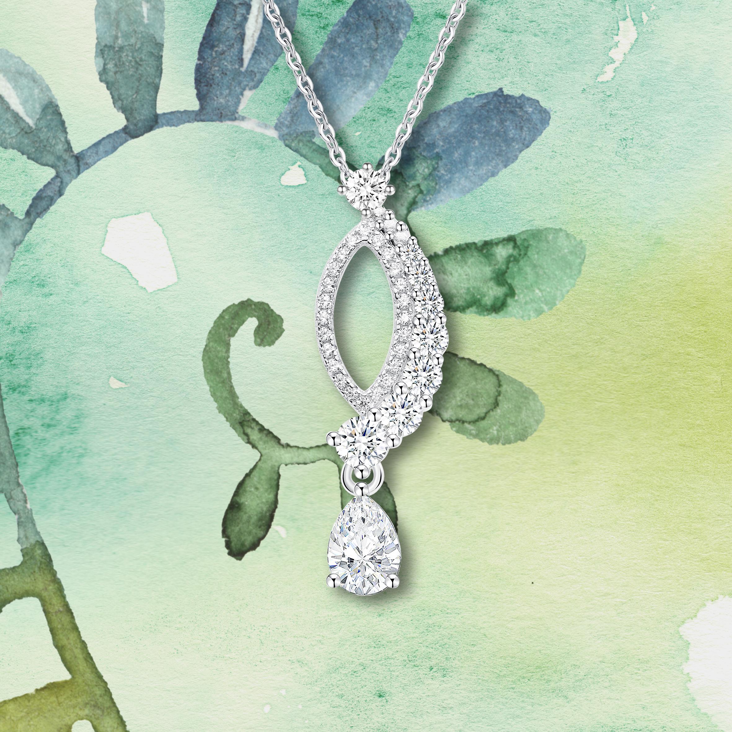 Women's or Men's 18 Karat White Gold Diamond Leaf Pendant Necklace For Sale