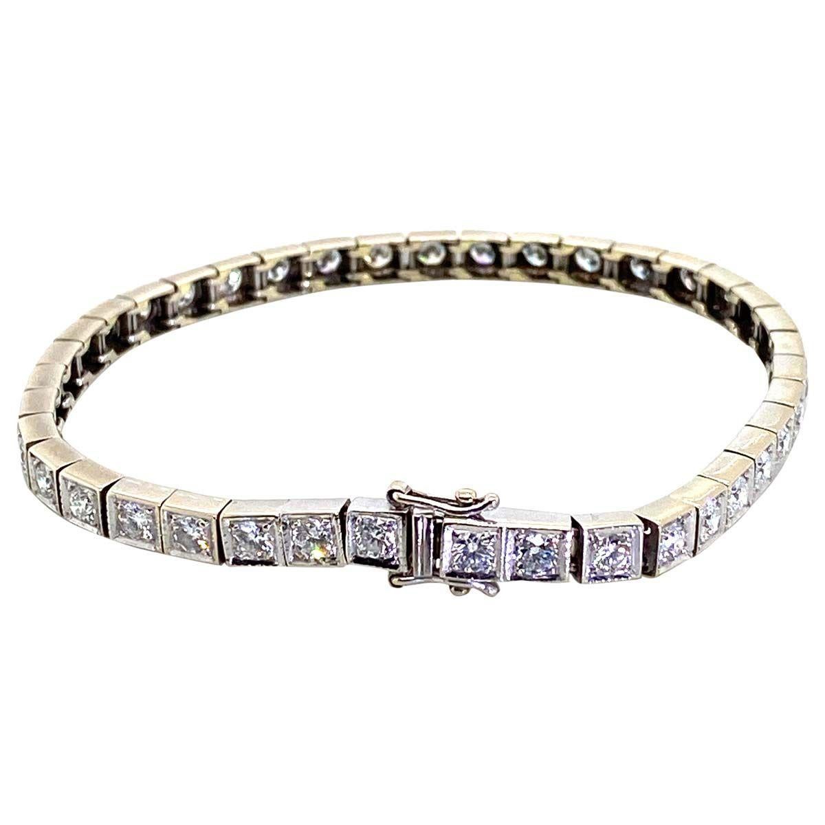 18 Karat White Gold Diamond Line Bracelet 7