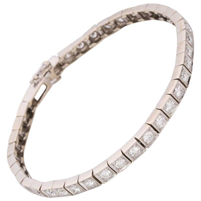 18 Karat White Gold Diamond Line Bracelet 2