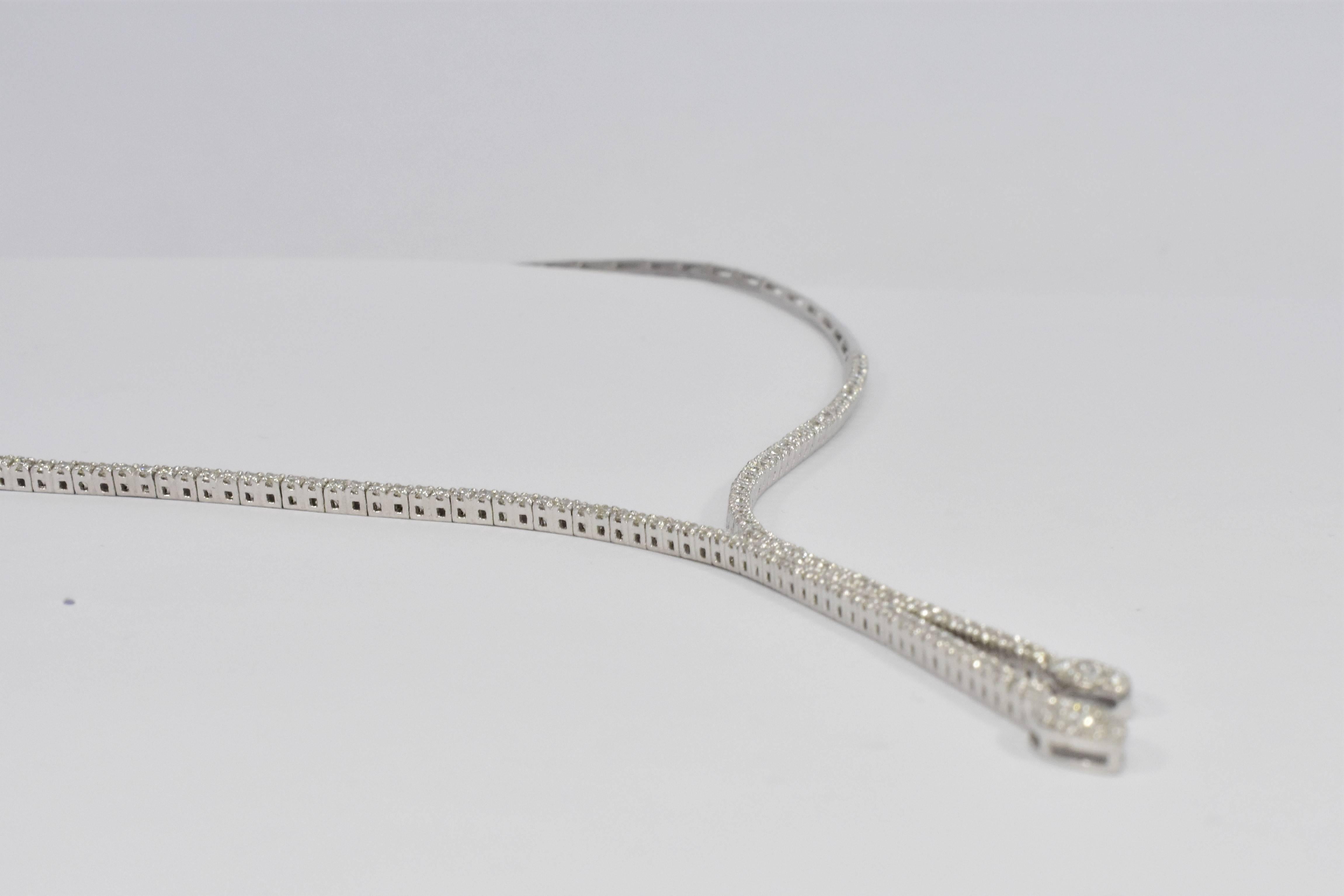  18 Karat White Gold Diamond Marquise Set of Necklace and Bracelet  In New Condition For Sale In London, EMEA - British Isles
