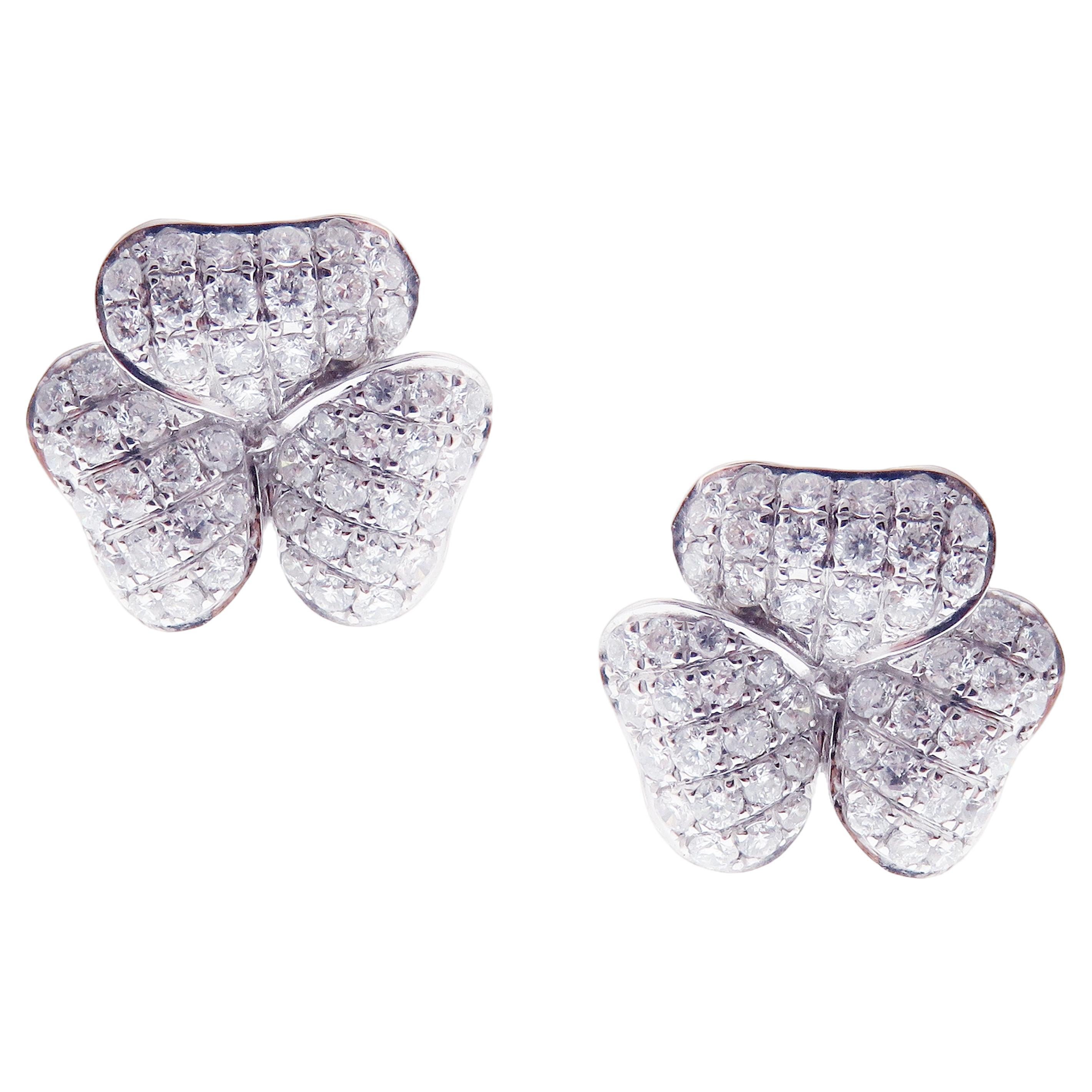 18 Karat White Gold Diamond Medium Classic Pave Flower Earring For Sale
