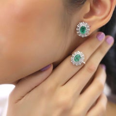18 Karat White Gold Diamond Medium Emerald Flower Baguette Earring Ring Set
