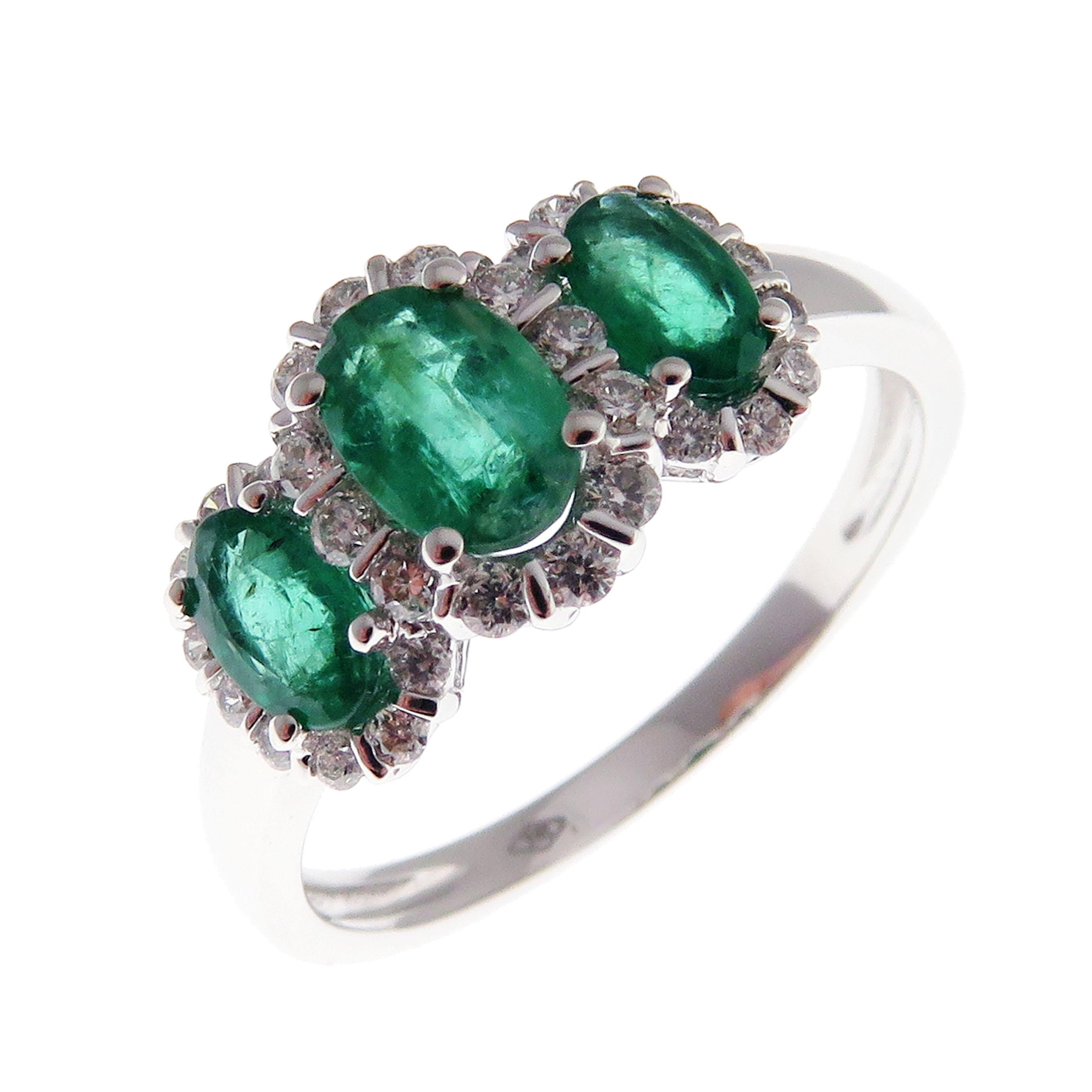 18 Karat White Gold Diamond Medium Emerald Oval Huggy Earring Ring Set In New Condition In Los Angeles, CA