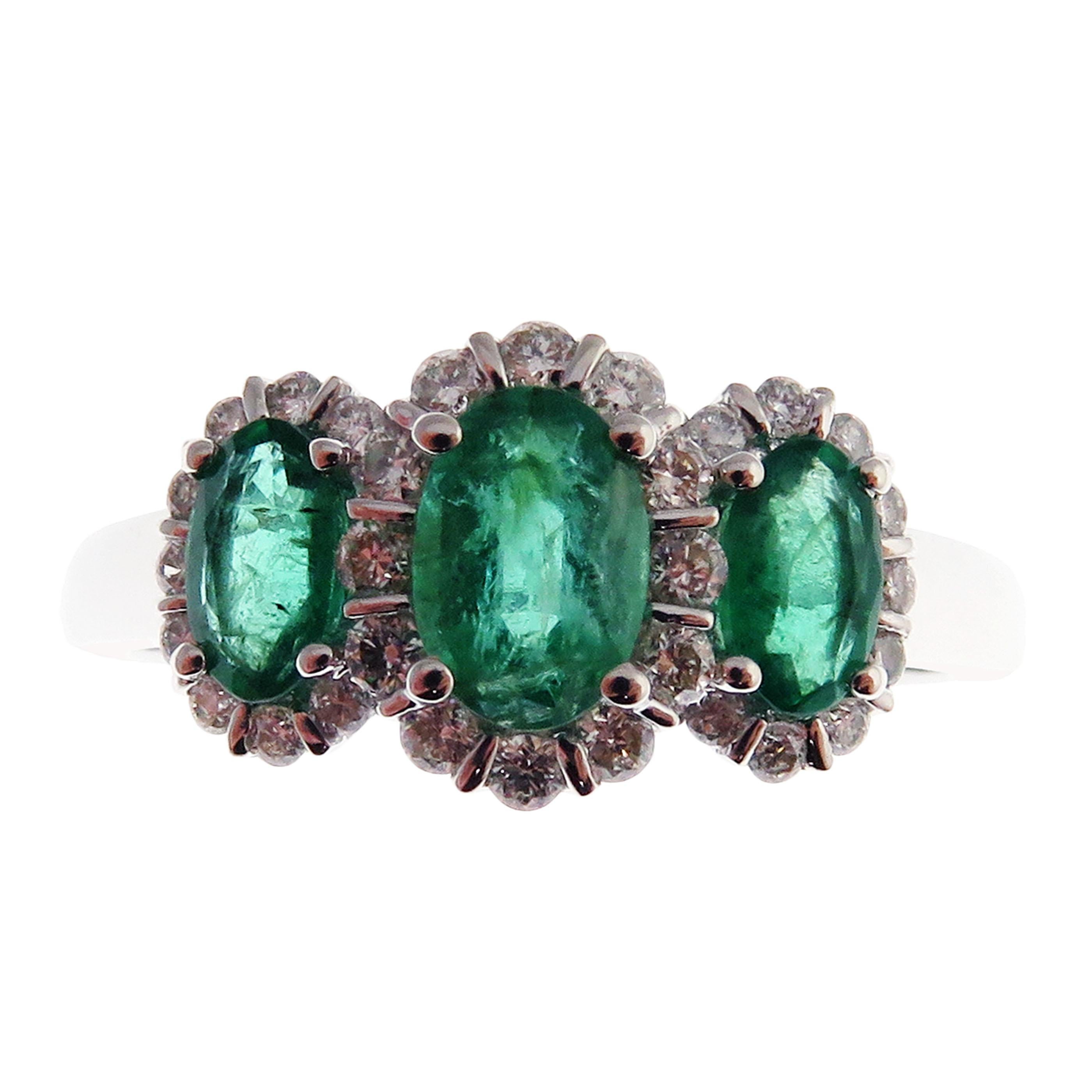 18 Karat White Gold Diamond Medium Emerald Oval Huggy Earring Ring Set 2