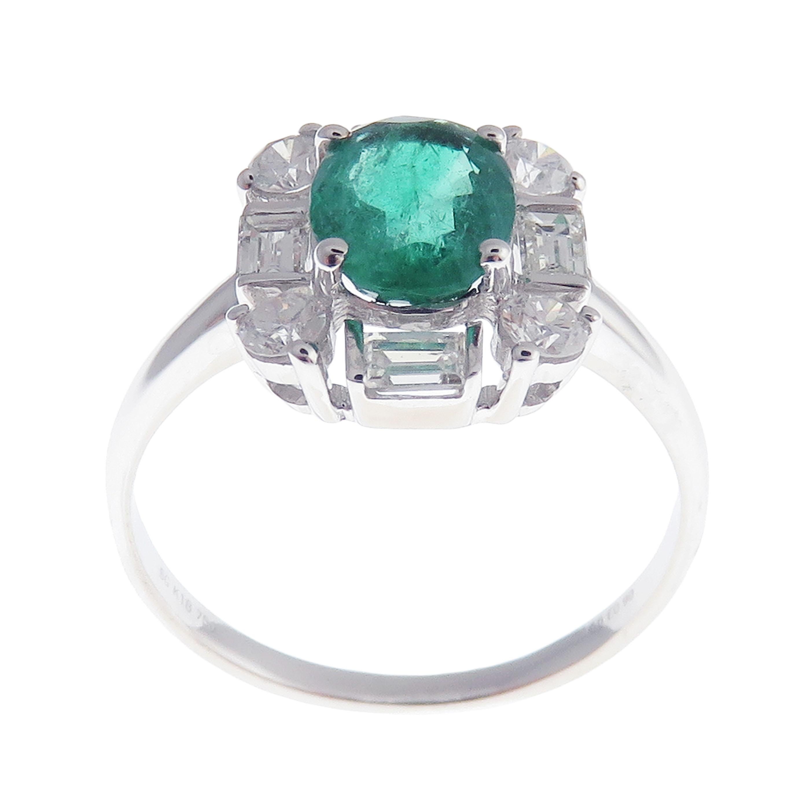 18 Karat White Gold Diamond Medium Emerald Square Earring Ring Set 1