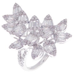 18 Karat White Gold Diamond Medium Flower Pear Motif Baguette Fancy Ring 18 Karat White Gold Diamond Medium Flower Pear Motif Baguette Fancy Ring