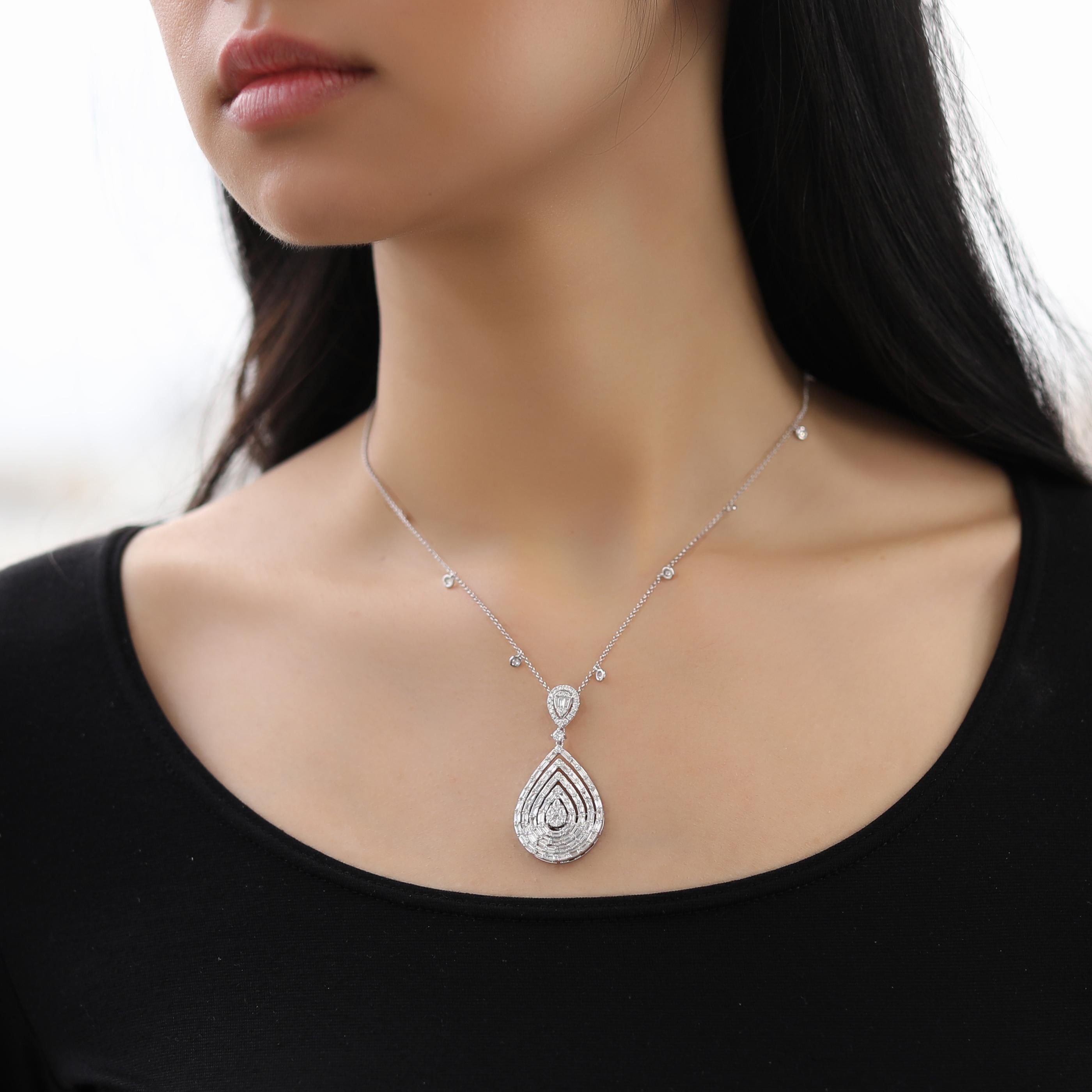 18 Karat White Gold Diamond Medium Pear Modern Baguette Necklace In New Condition In Los Angeles, CA