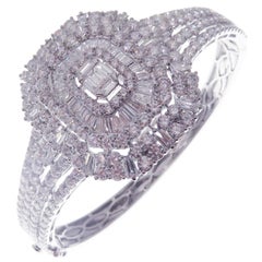 18 Karat White Gold Diamond Medium Rectangular Baguette Bangle Bracelet