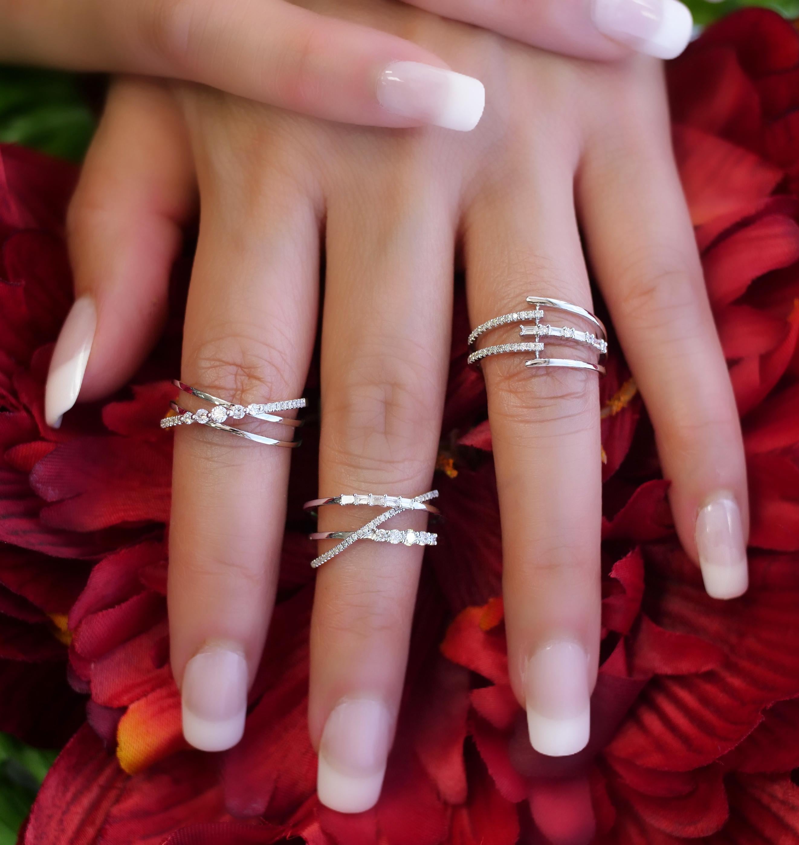 18 Karat White Gold Diamond Multi-Layer Ring For Sale 1