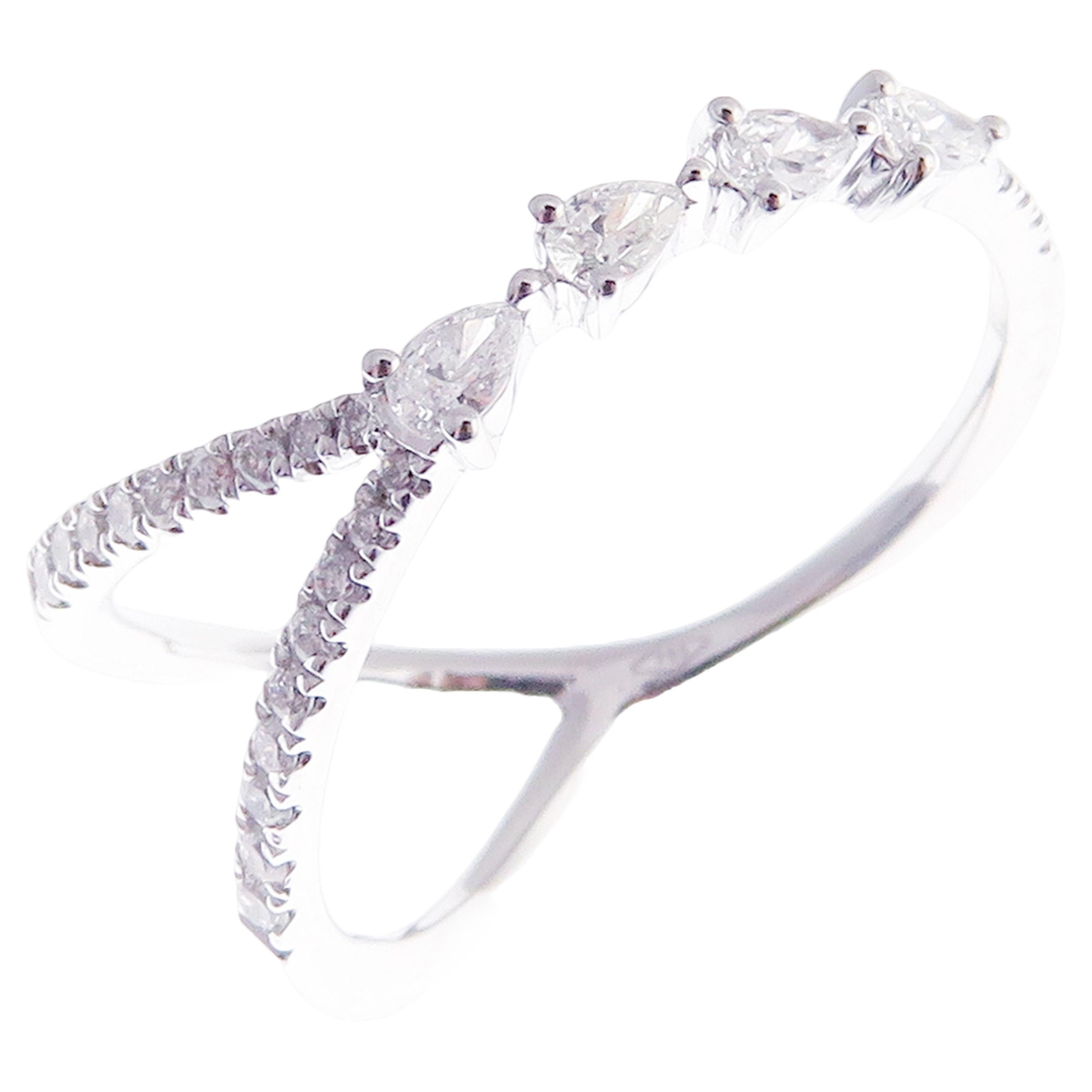 Bague multi-rangs en or blanc 18 carats et diamants