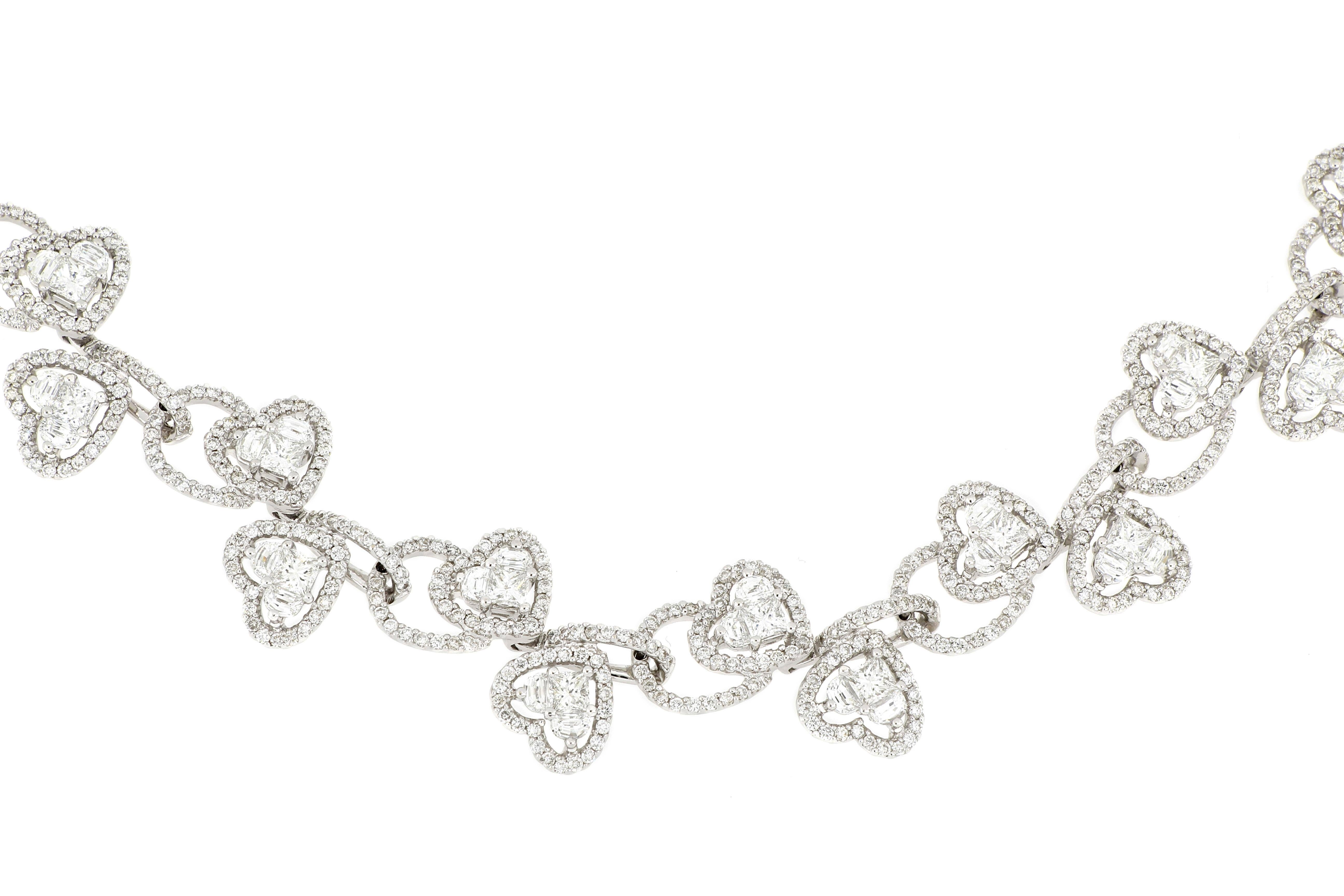 18 Karat Weißgold Diamant-Halskette im Zustand „Neu“ im Angebot in Macau, MO