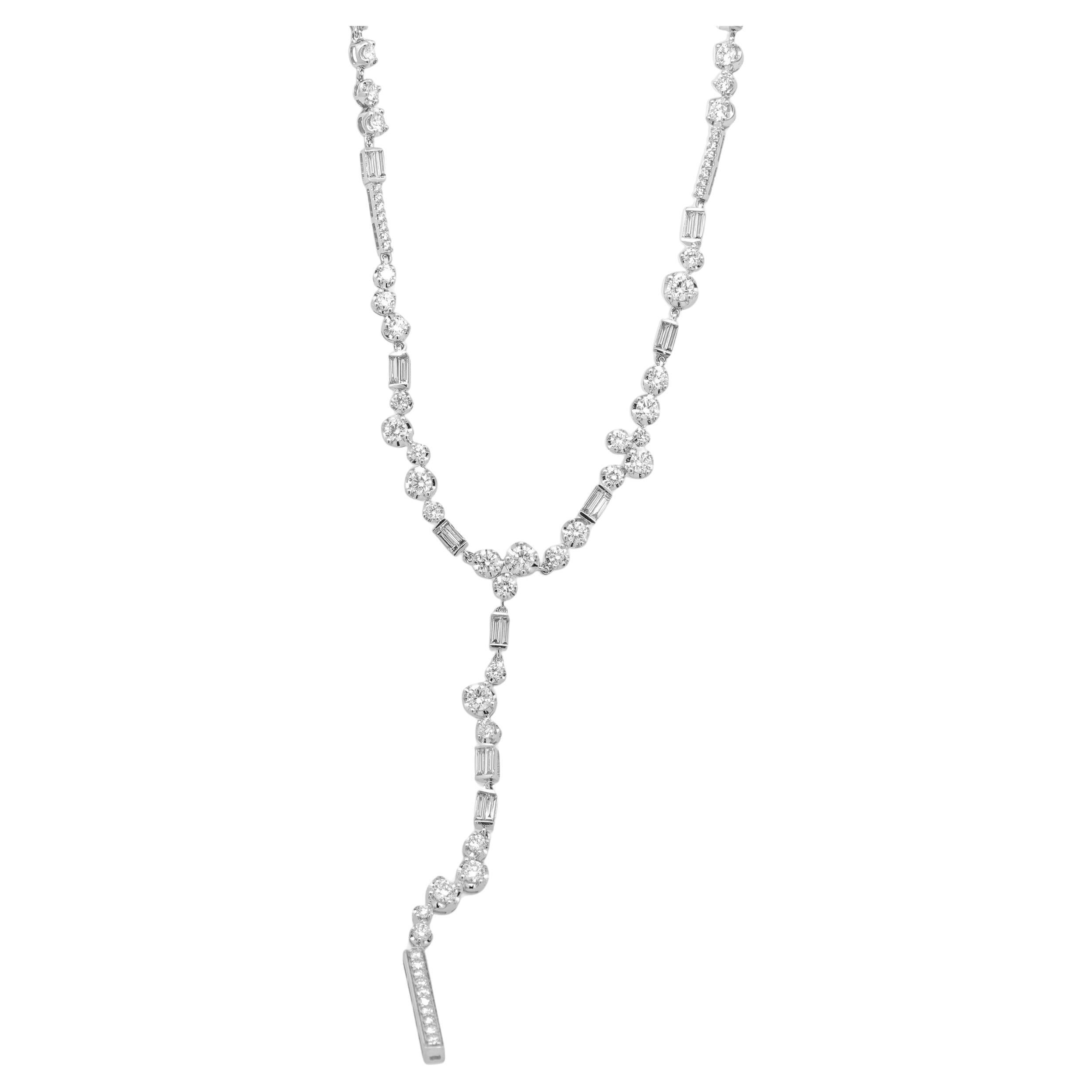 Collana di diamanti in oro bianco 18 carati in vendita