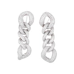 18 Karat White Gold Diamond Pave Link Earrings CED8863