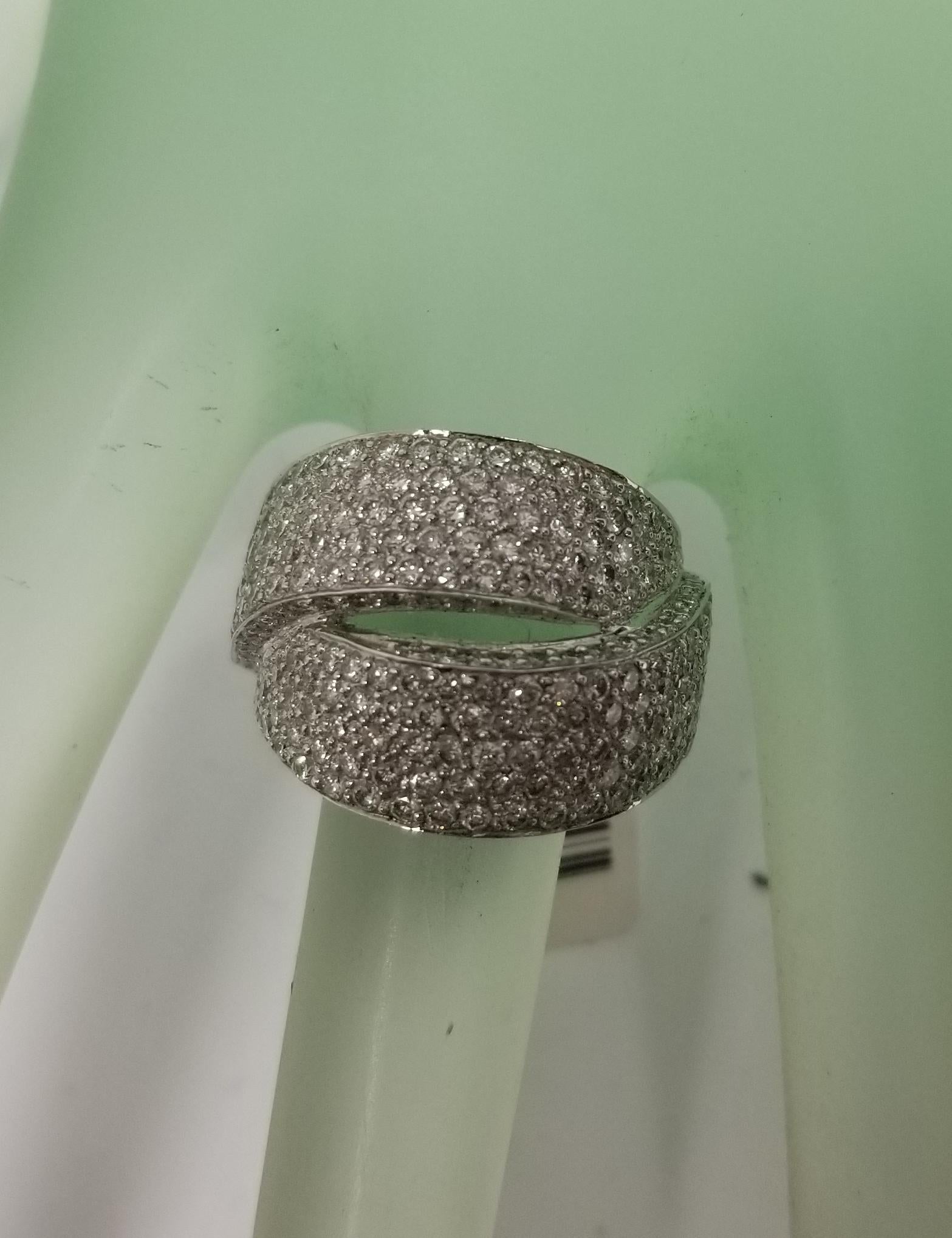 Women's or Men's 18 Karat White Gold Diamond Pave' Ring For Sale