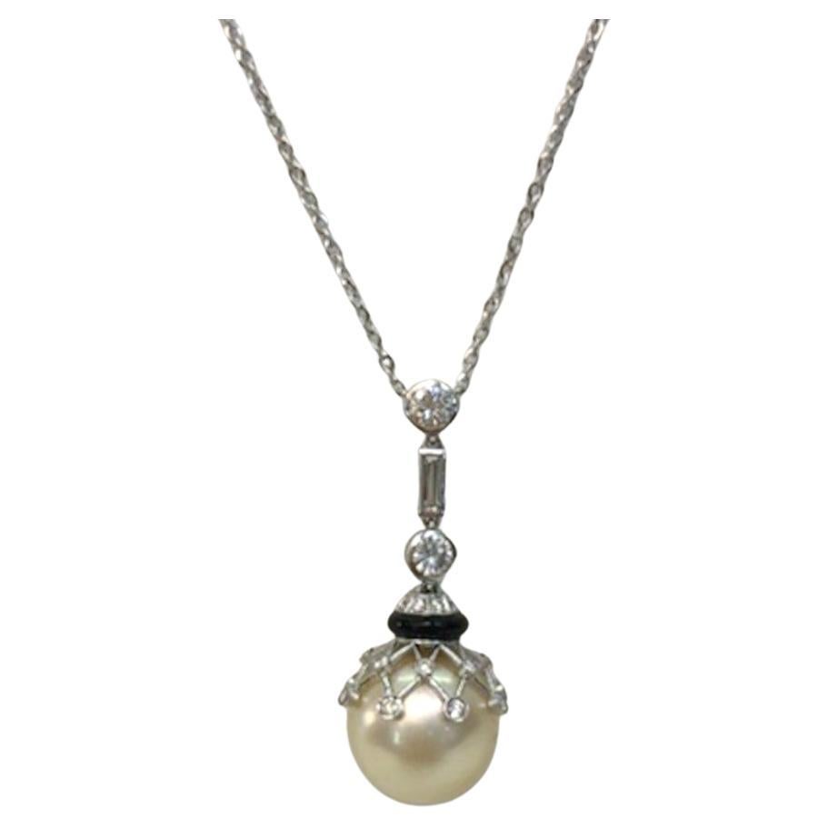 18 Karat White Gold Diamond Pearl and Onyx Pendant