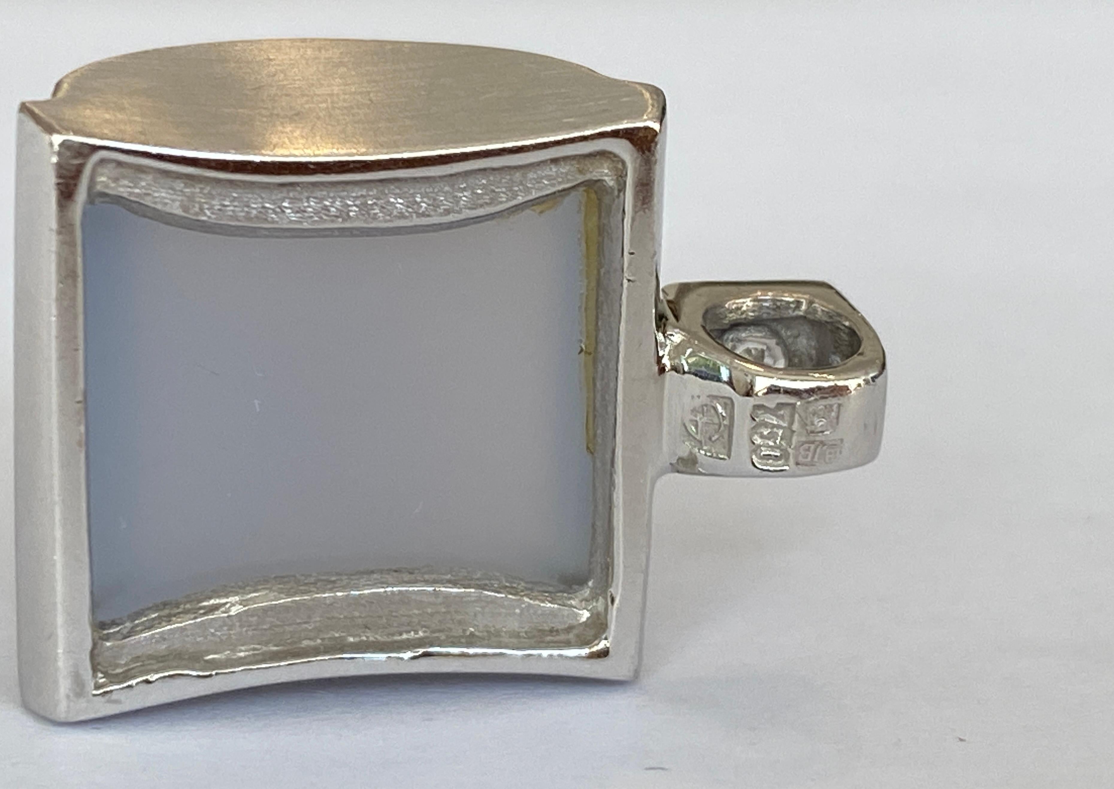 Pendente in oro bianco 18 carati con diamante e calcedonio in vendita 7