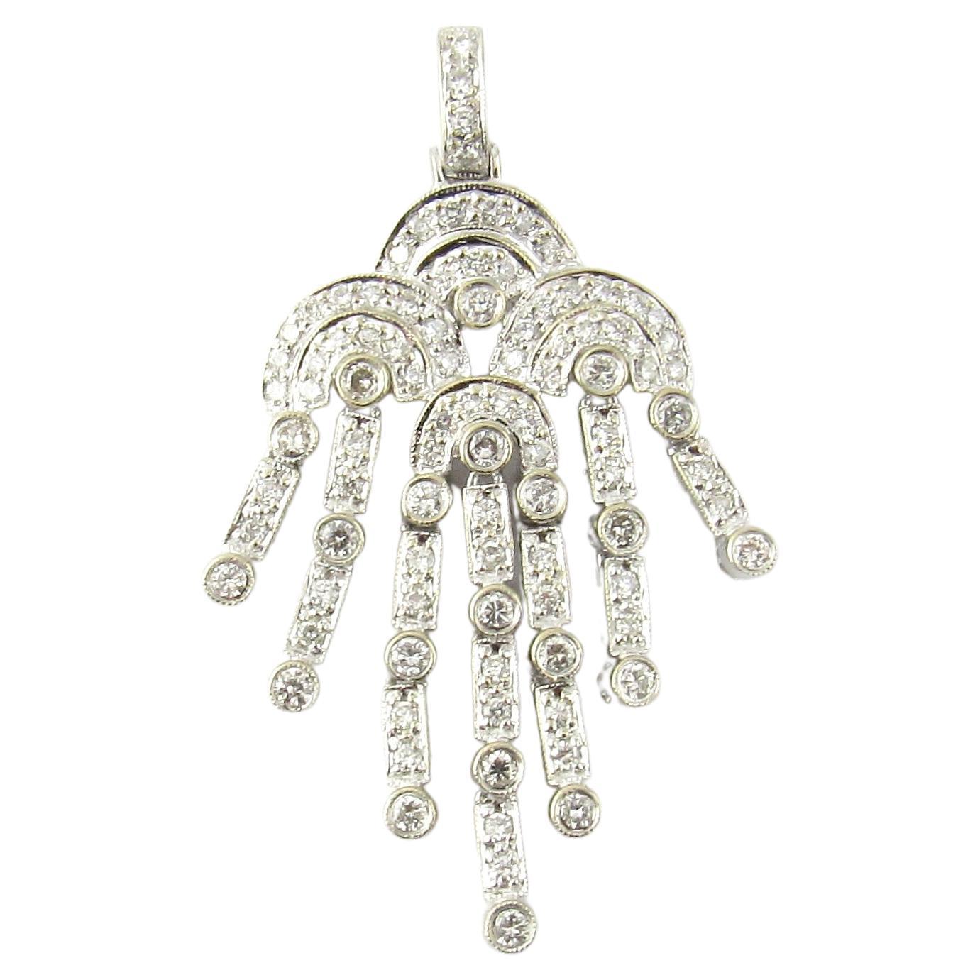 White Diamond Pendant in 18 Karat White Gold For Sale at 1stDibs