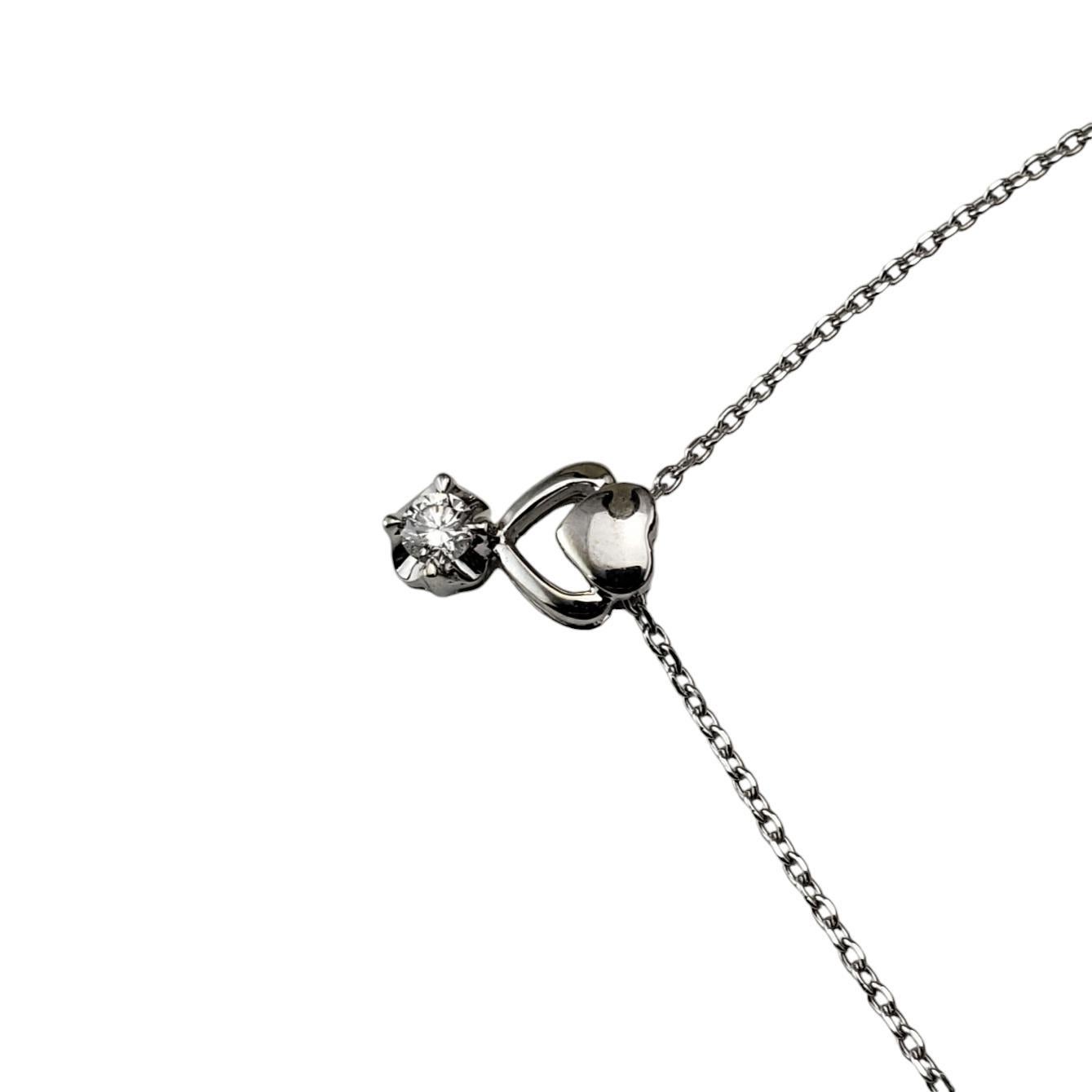 Collier pendentif en or blanc 18 carats et diamants n° 19177 Bon état - En vente à Washington Depot, CT