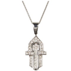 18 Karat White Gold Diamond Pendant Necklace