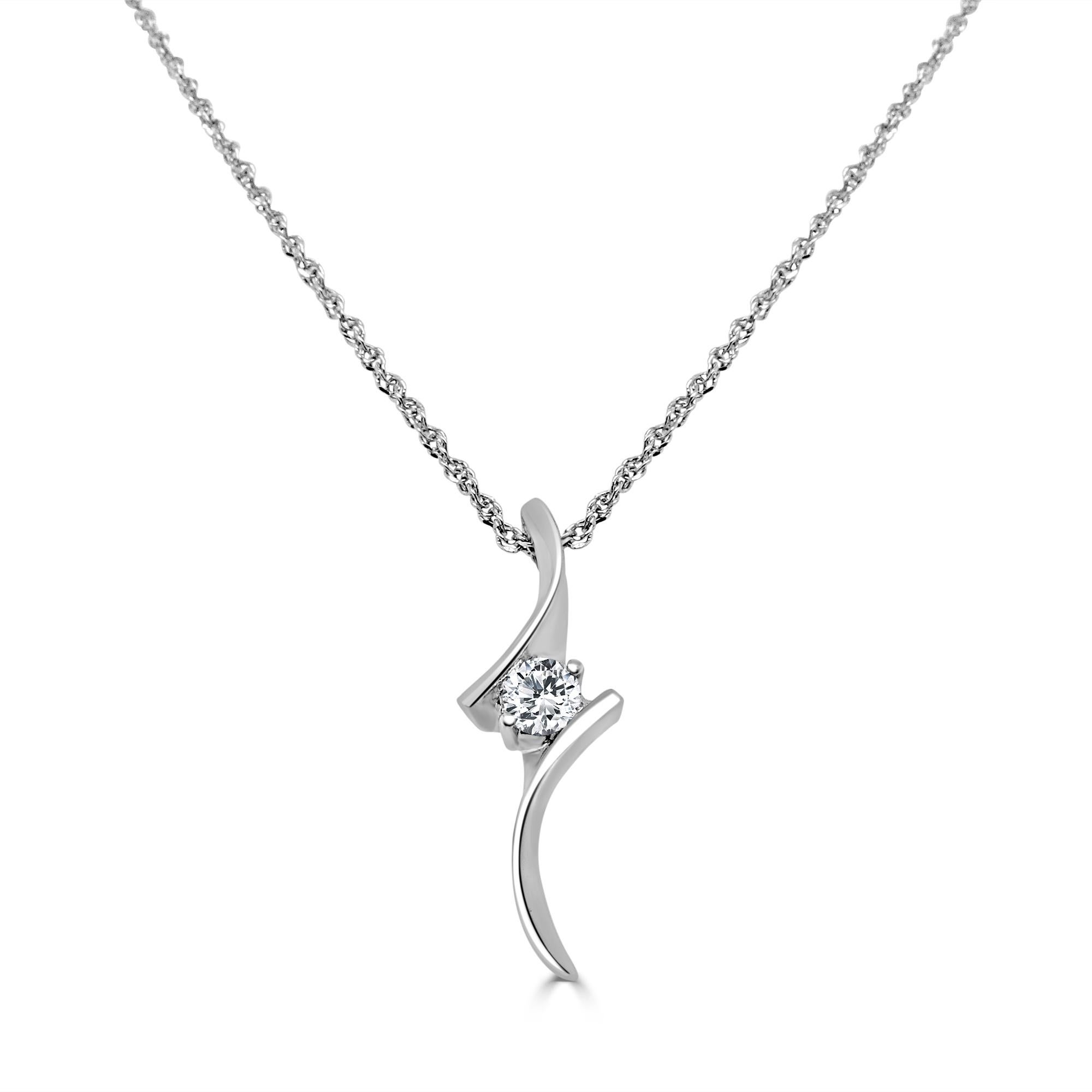 18 Karat White Gold 0.11 Carat Diamond Chain Necklace Wedding Fine Jewelry 

Gentle and elegant pendant is crafted in a sleek white gold. Featuring round cut diamonds, together totaling 0.11 TCW . Suspended from a 16-inch stunning non-tangle, non