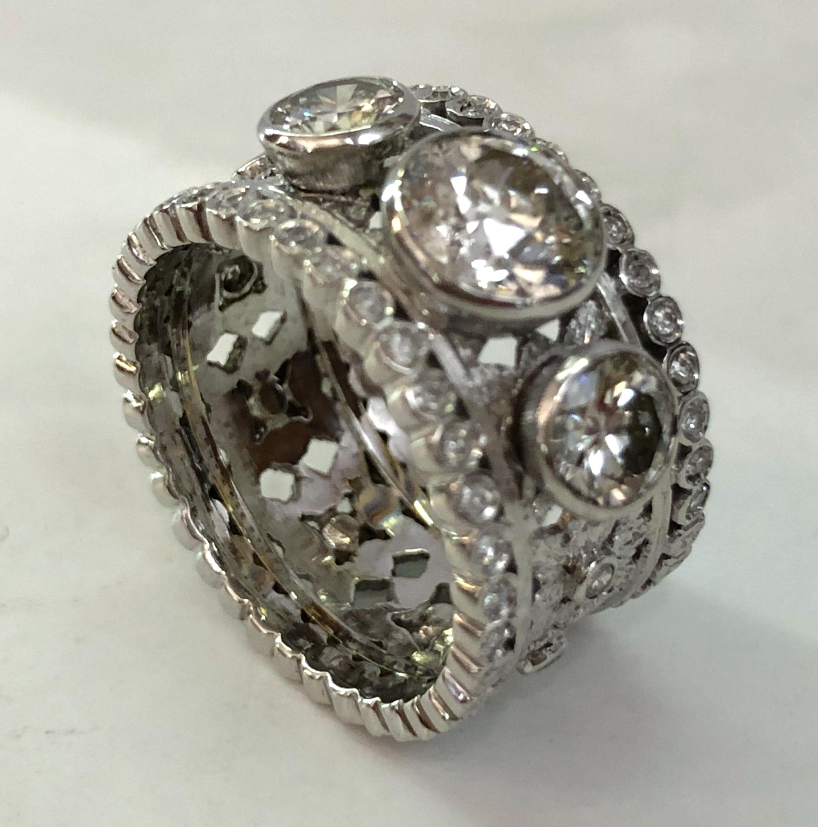 Brilliant Cut 18 Karat White Gold Diamond Ring by Buccellati For Sale