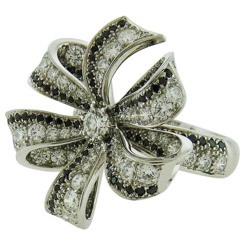 Chanel Fashion Rings 18 For Sale at 1stdibs