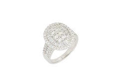 18 Karat White Gold Diamond Ring