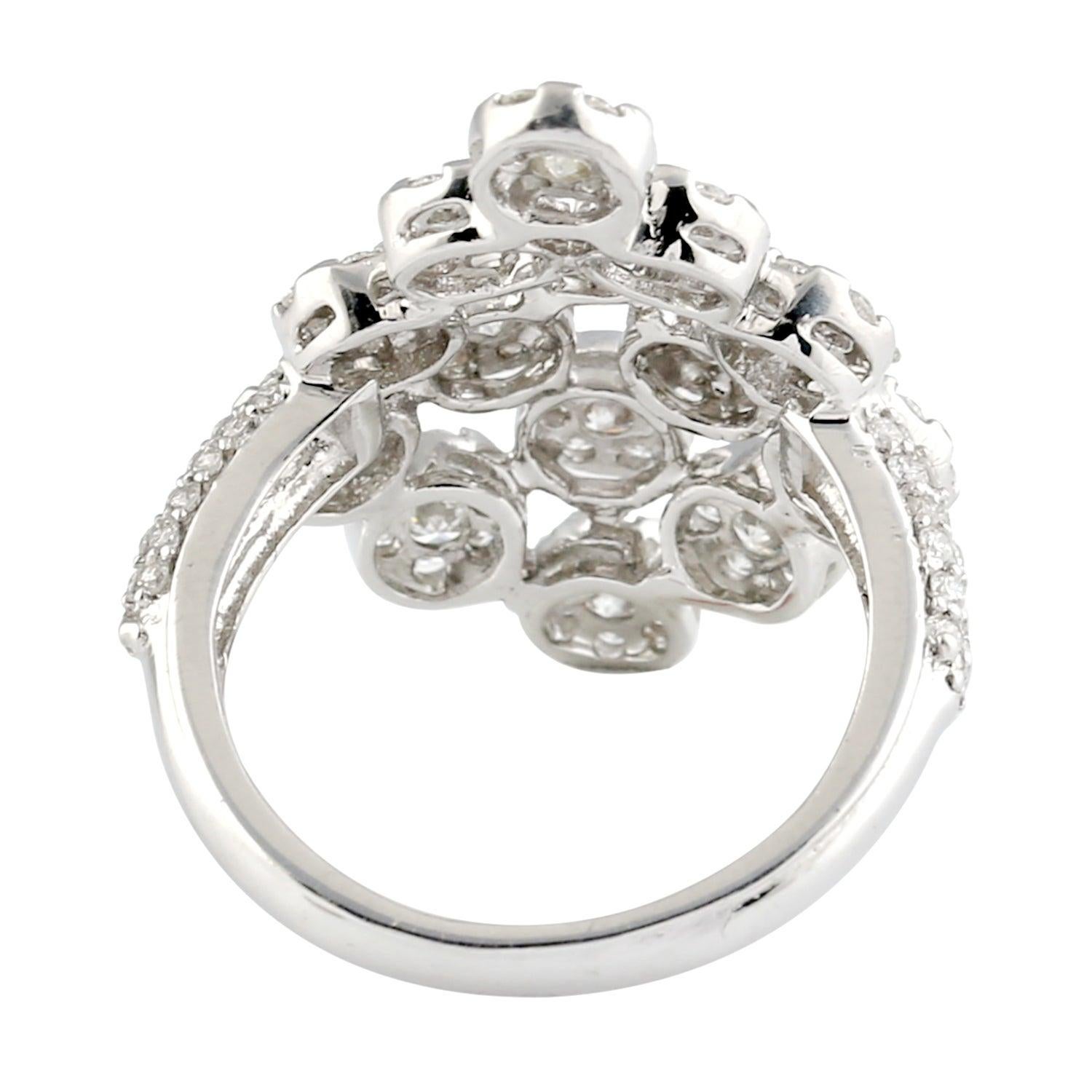 For Sale:  18 Karat White Gold Diamond Ring 3