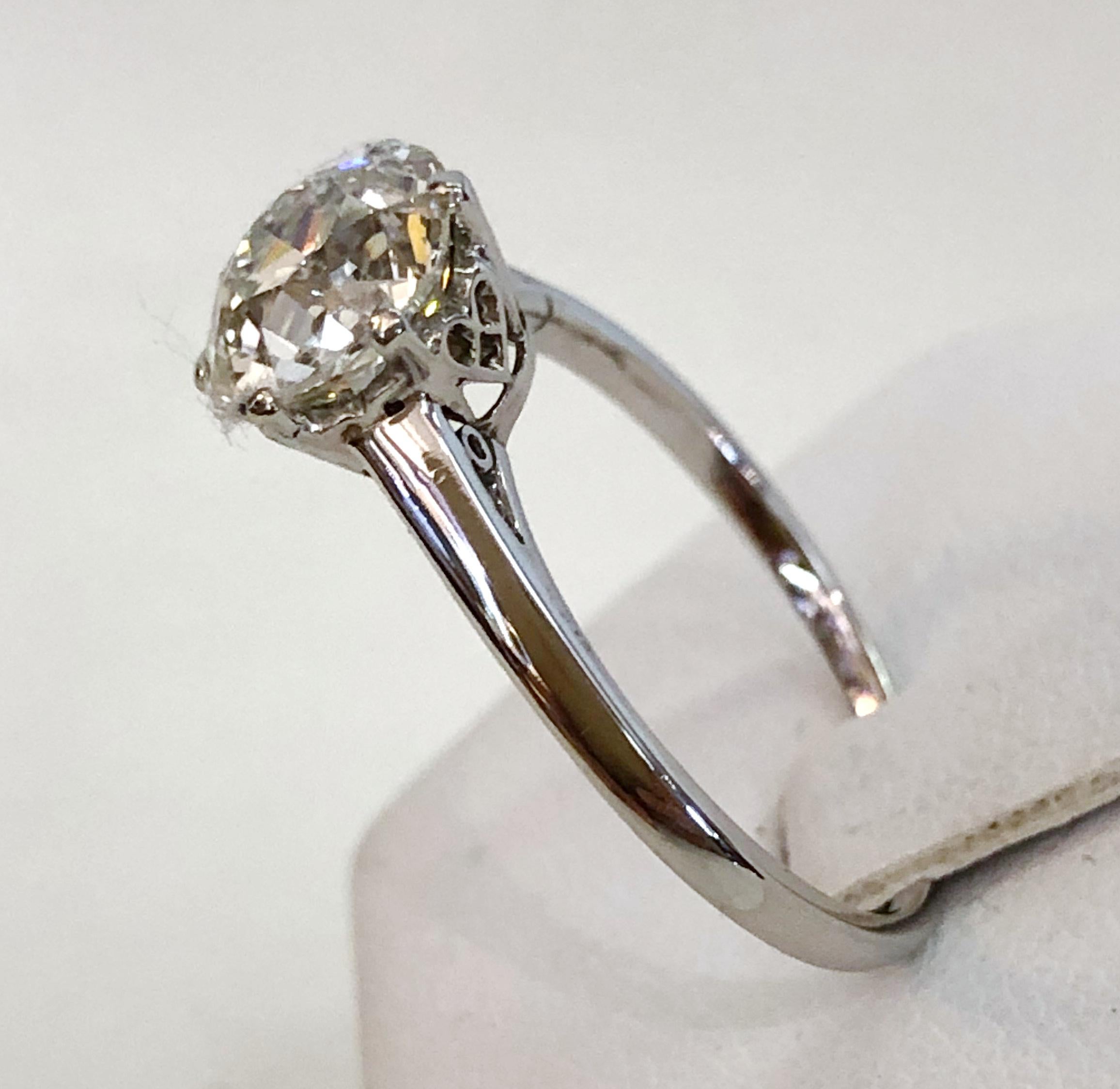 18 Karat Weißgold Diamantring mit Diamanten Damen im Angebot