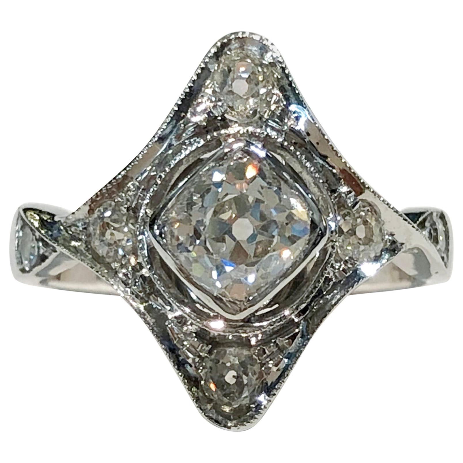 18 Karat White Gold Diamond Ring For Sale