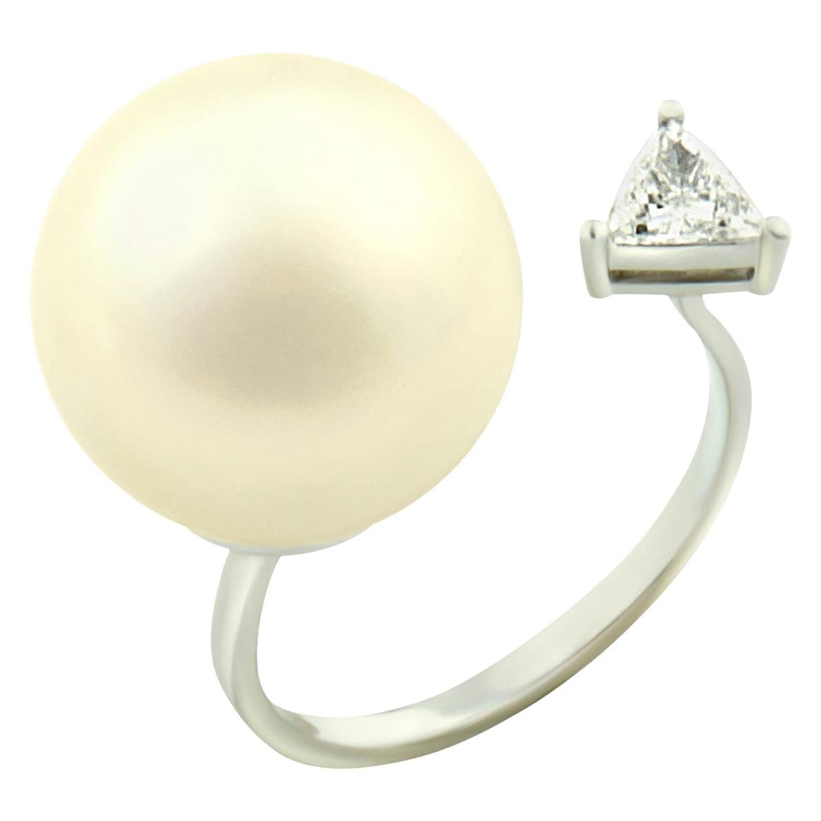 DELFINA DELETTREZ 18 Karat White Gold Diamond Ring For Sale