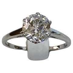 Retro 18 Karat White Gold Diamond Ring
