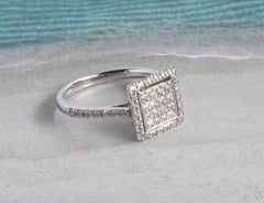 18 Karat White Gold Diamond Ring, Square Shaped Diamond Ring