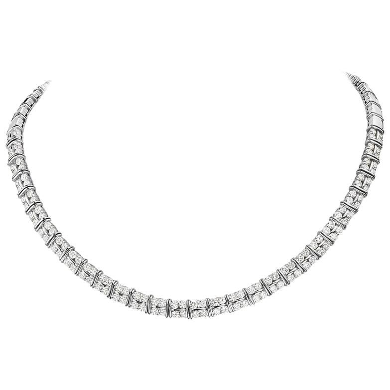 Collier Riviera en or blanc 18 carats et diamants en vente