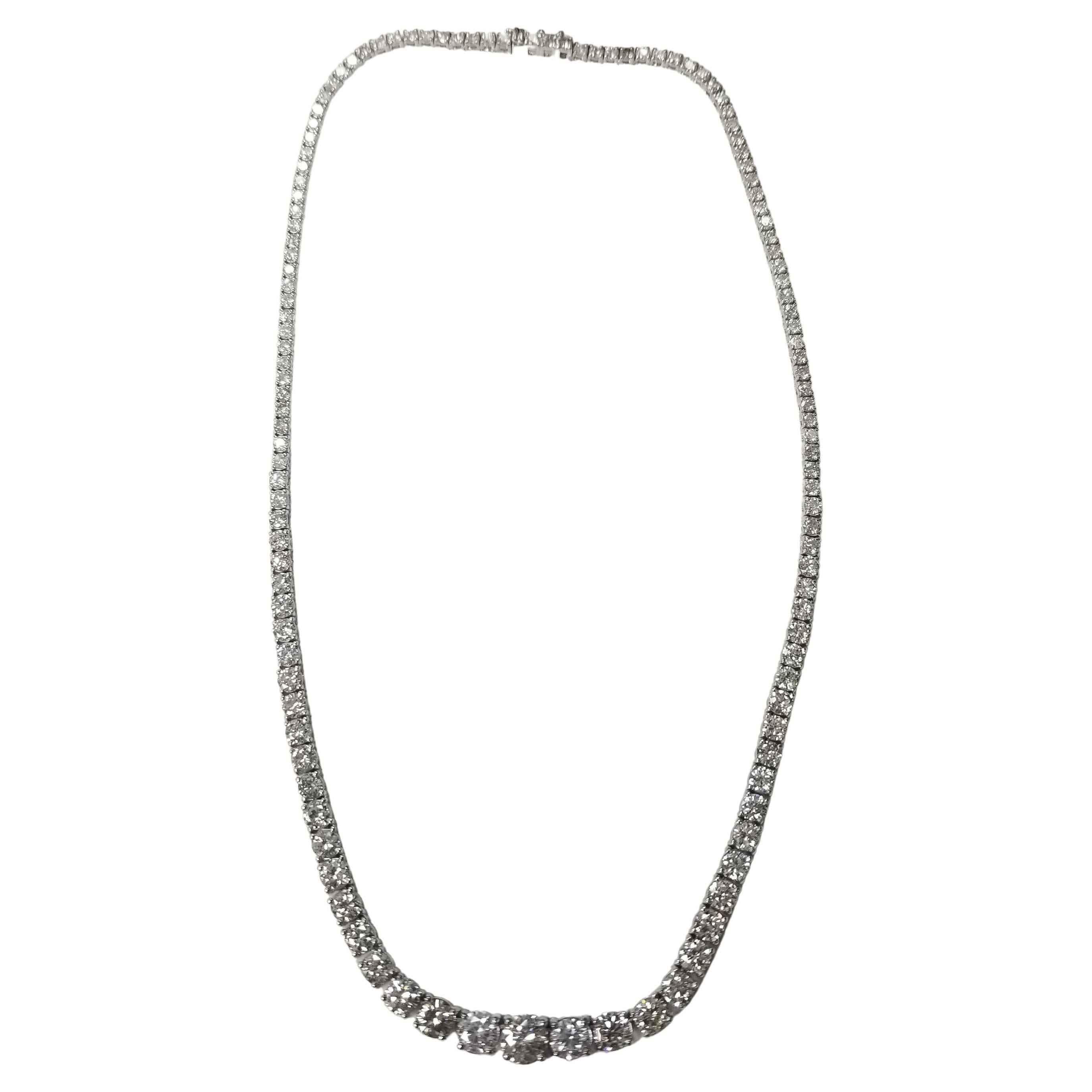 18 Karat White Gold Diamond Riviera Tennis Necklace 16.09 Carat