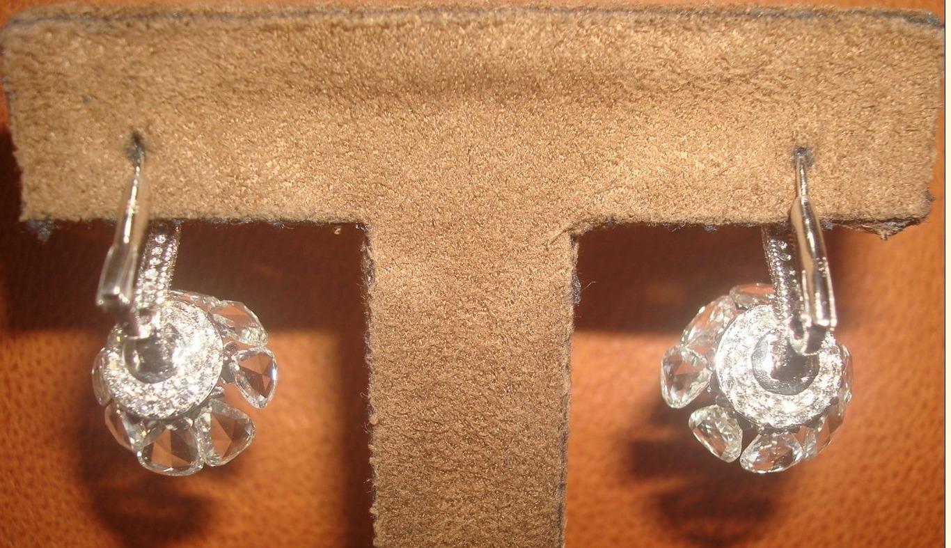 18 Karat White Gold Diamond, Rose Cut and Pearl Ear Clips In New Condition For Sale In MUMBAI, IN