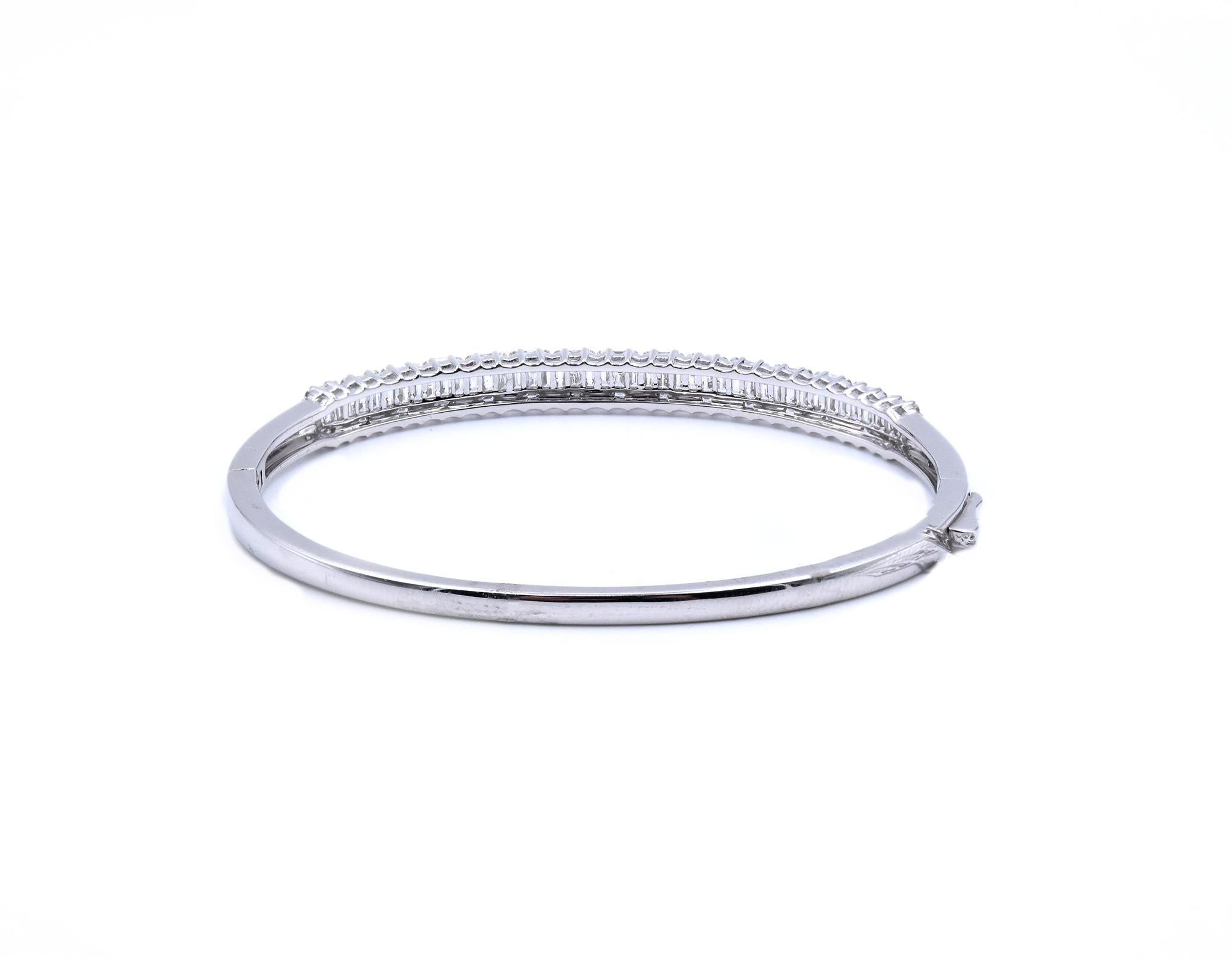 18 Karat White Gold Diamond Round and Baguette Bangle Bracelet In Excellent Condition In Scottsdale, AZ