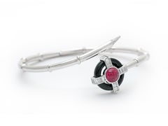18 Karat White Gold Diamond Rubellite and Onyx Bangle