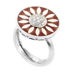18 Karat White Gold Diamond Set Sunflower Ring