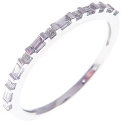 Fascia semplice impilabile con diamante in oro bianco 18 carati