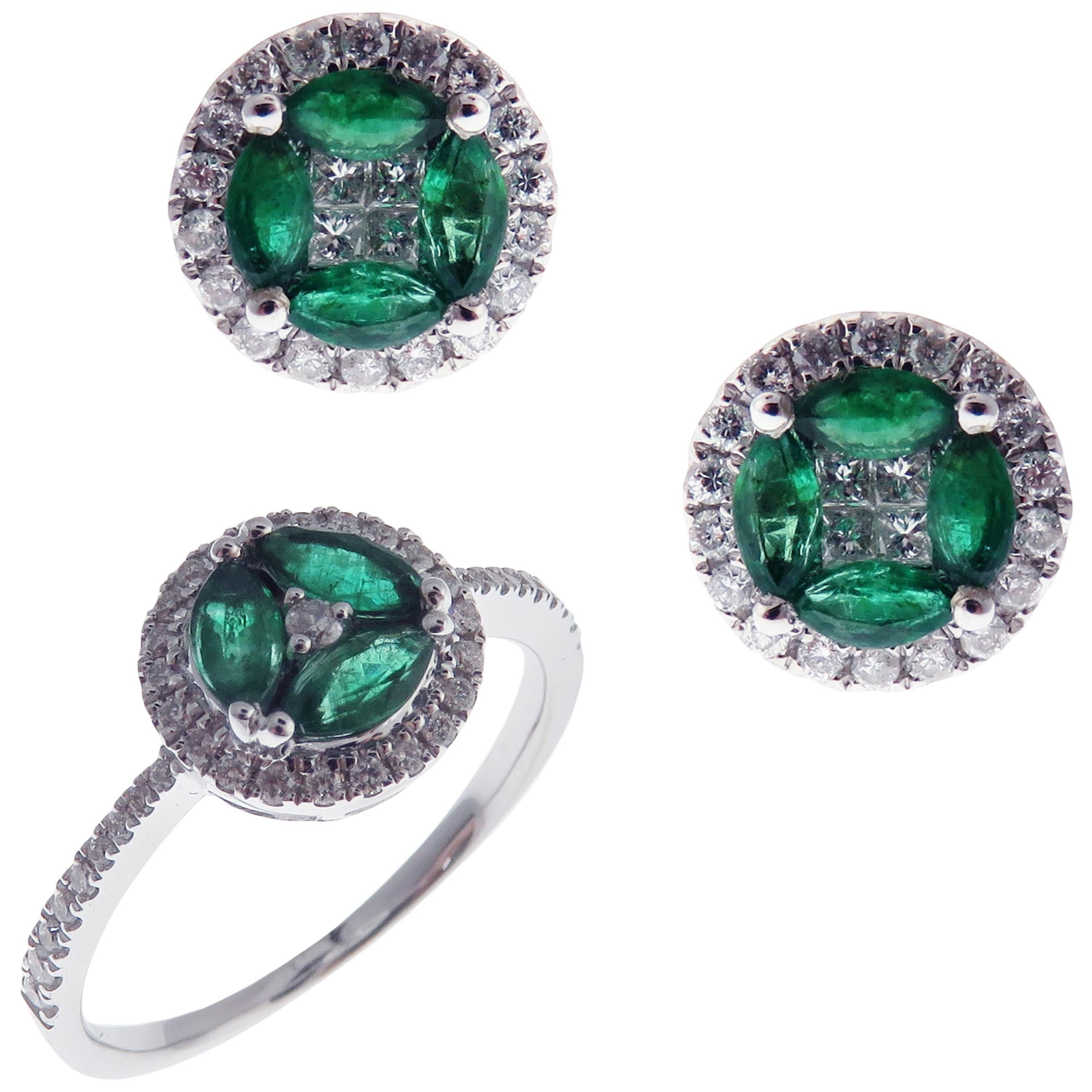 18 Karat White Gold Diamond Small Emerald Circle Earring Ring Set