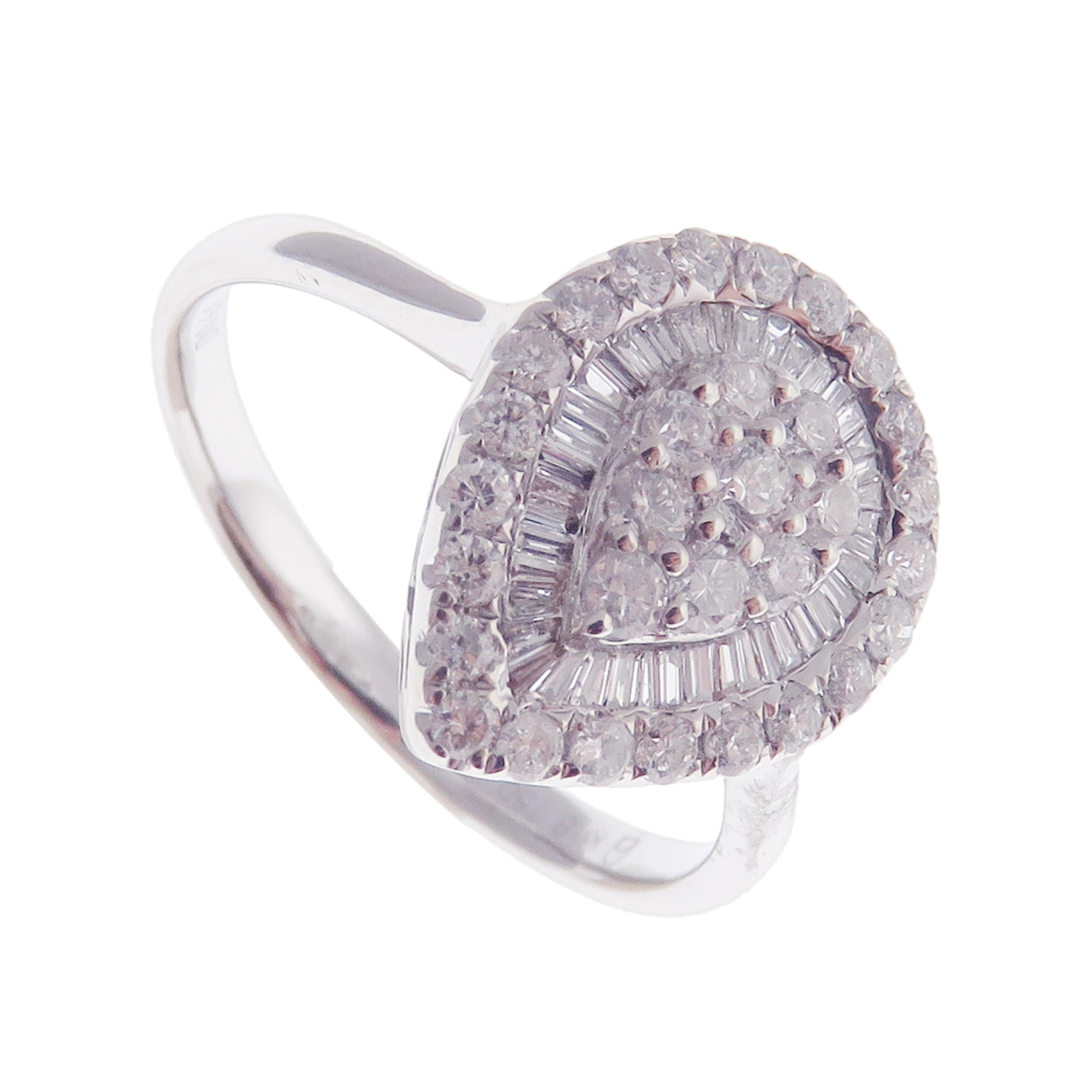 Women's or Men's 18 Karat White Gold Diamond Small Simple Pear Baguette Earring Ring Set