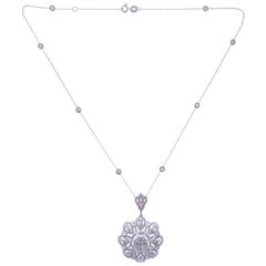 18 Karat White Gold Diamond Snowflake Motif Pendant Necklace