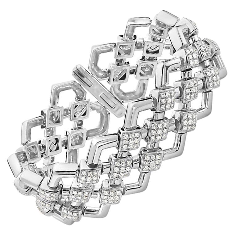 18 Karat White Gold Diamond Statement Bracelet