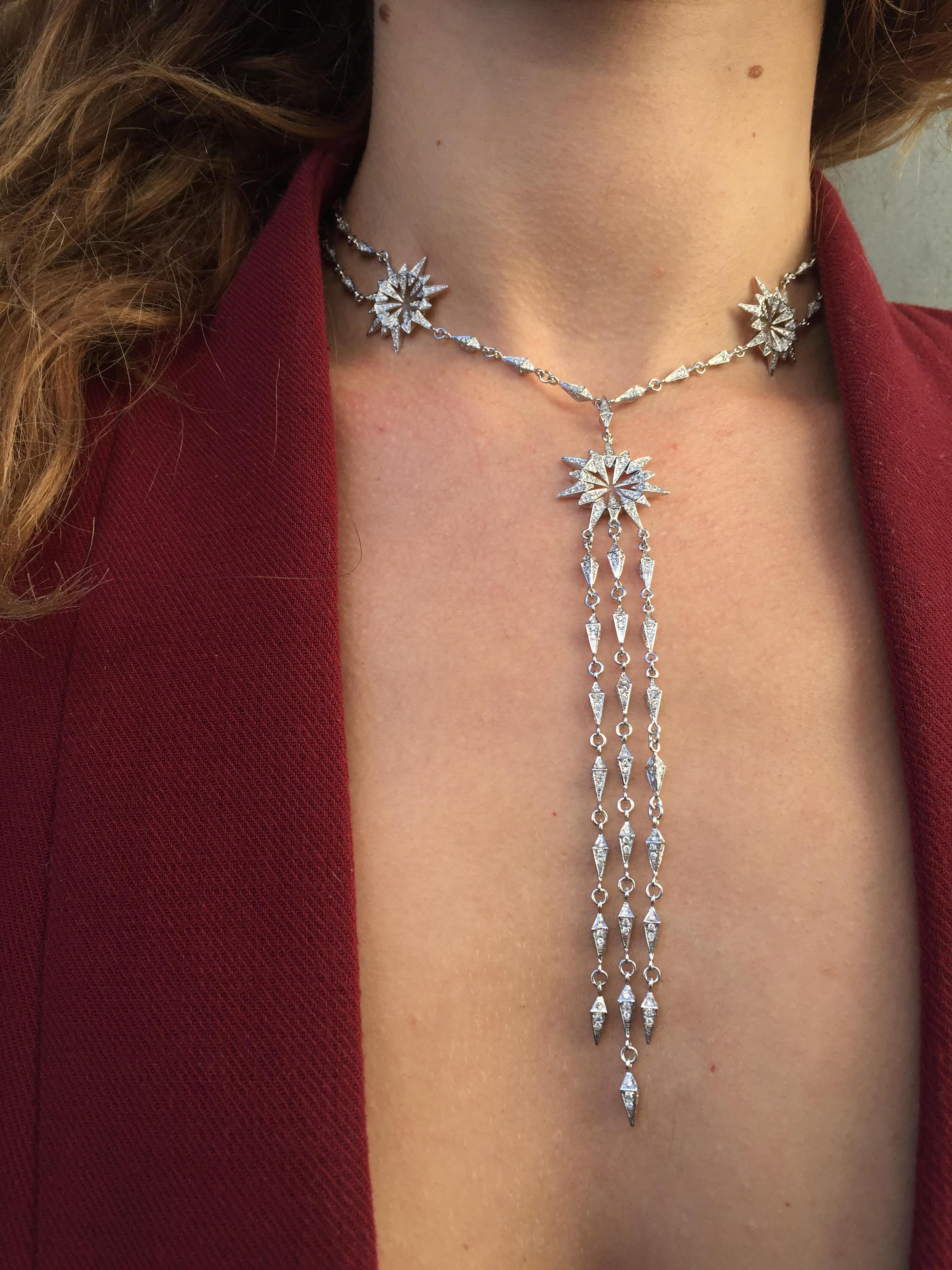 Contemporary 18 Karat White Gold Diamond Sunburst Starburst Necklace with Detachable Pendant 