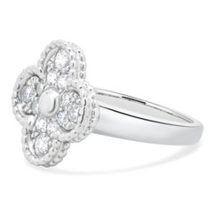 Van Cleef & Arpels Bague Sweet Alhambra en or blanc 18 carats et diamants