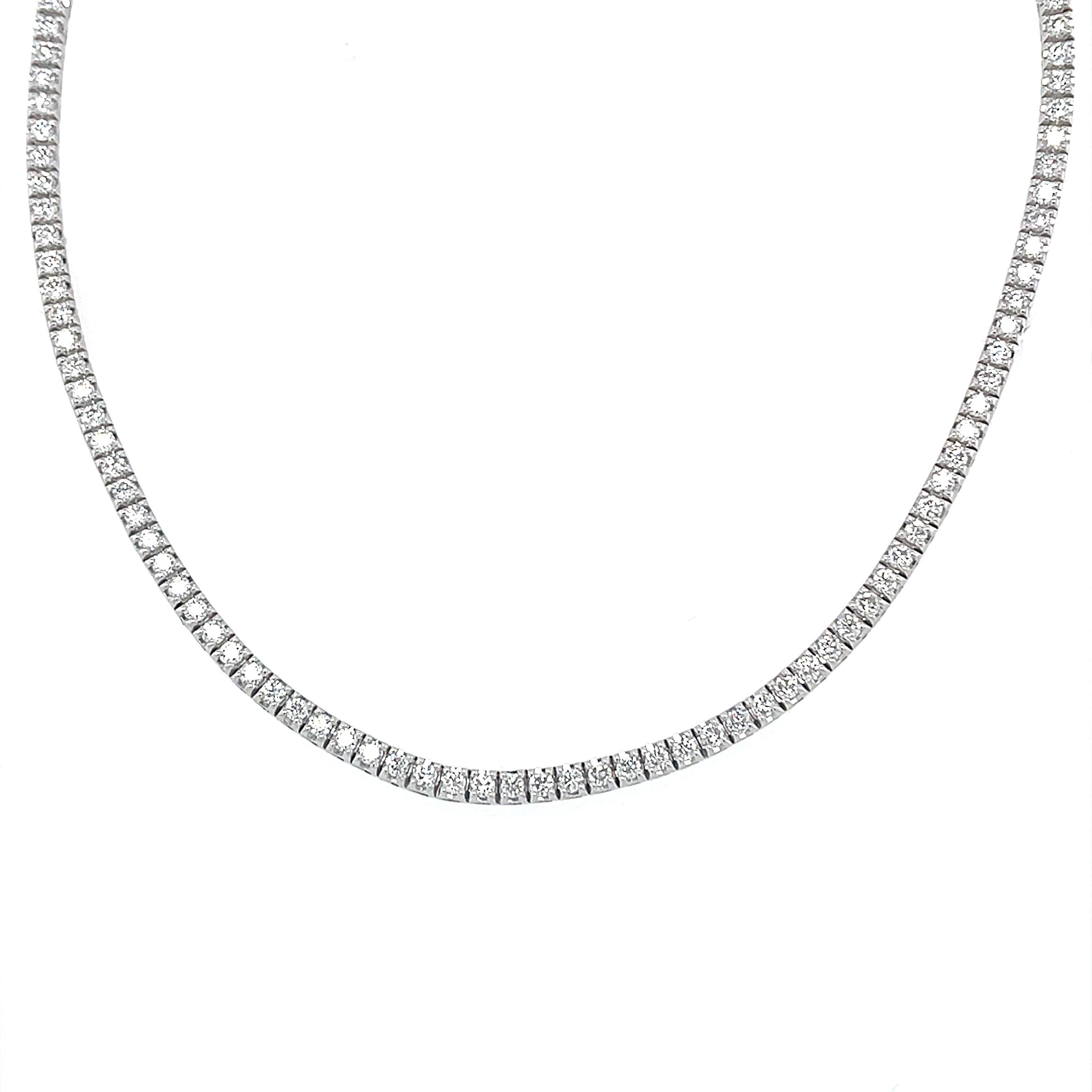 Contemporary 18 Karat White Gold Diamond Tennis Necklace For Sale