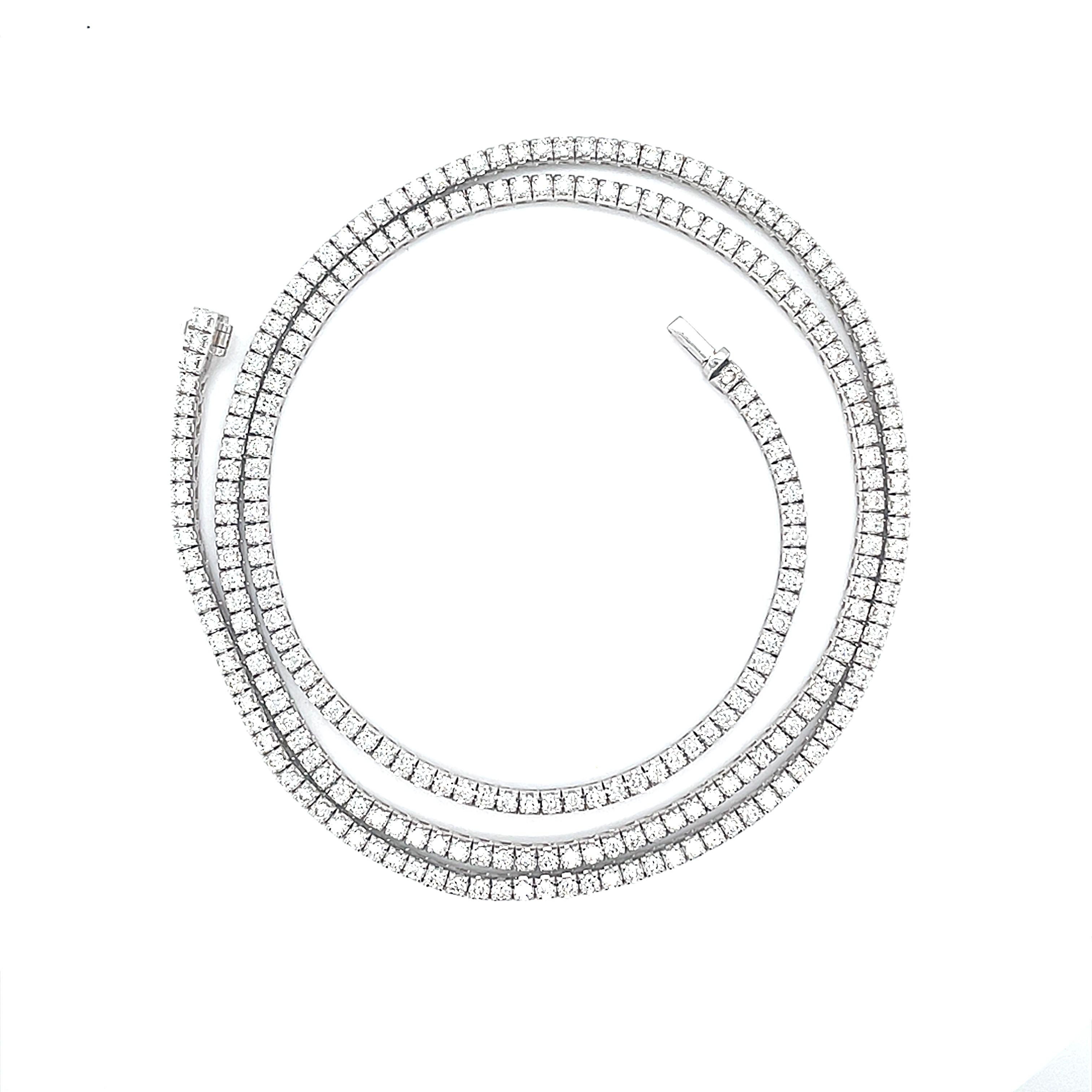 Women's 18 Karat White Gold Diamond Tennis Necklace For Sale