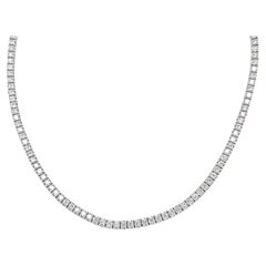 18 Karat White Gold Diamond Tennis Necklace