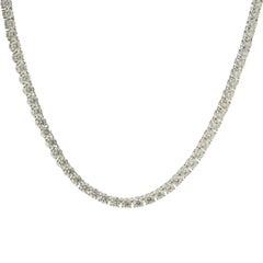 18 Karat White Gold Diamond Tennis Necklace